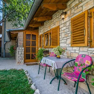 apartments-marija-pepa.in-istria.net/